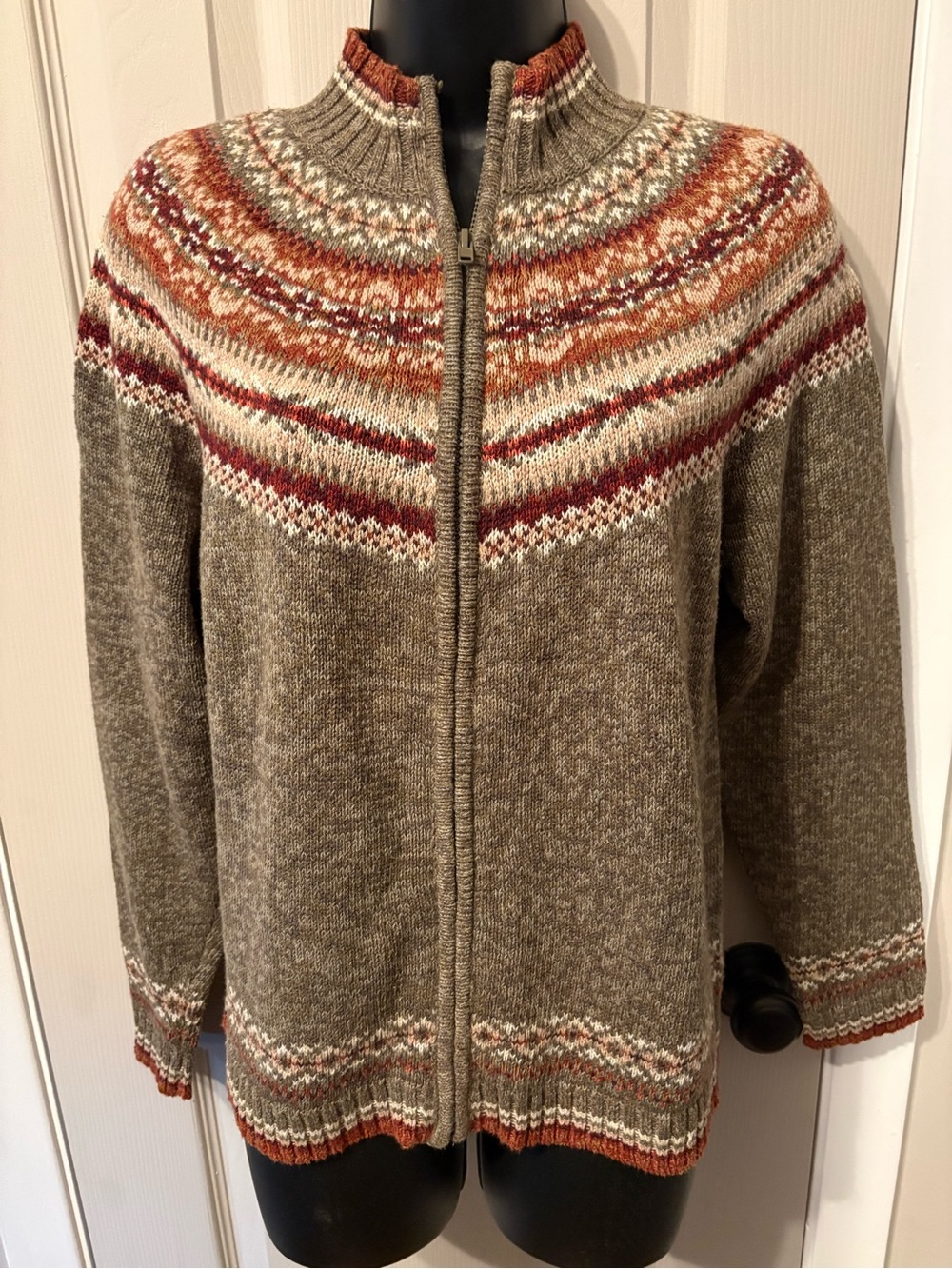 Women’s VTG Tiara International 2002 Fair Isle Zip Cardigan Sweater